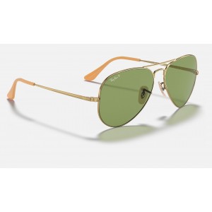 Ray Ban RB3689 Polarized Classic G-15 Gold Sunglasses