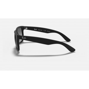 Ray Ban Justin Classic Low Bridge Fit RB4165 Polarized Gradient + Black Frame Grey Gradient Lens Sunglasses